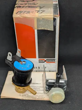 Borg Warner Ecs11 Nors 1972-77 Ford Lincoln Mercury 3- Way Carburetor Solenoid Switch D2sz-12a170a