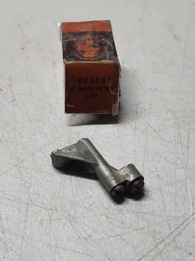 7002061 Chevrolet 1932 - 1949 All W/roch. Carb Main Jet And Power Valve Support