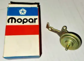 Chrysler 3685730 Nos Choke Pull Off Vacuum Break Holley 1 And 2 Barrel Carburetors Mopar 3685732