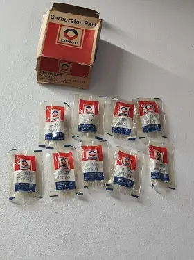 Delco 30-152 Nos 1976-79 Chevrolet Oldsmobile Pontiac Needle And Seat Assembly 7035155 Box Of 9