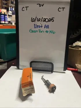 7009279 Delco Nos Rochester Pump Assembly