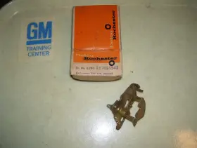 Delco 7034541 Oem Genuine Rochester Carburetor Vacuum Break Bracket Nos