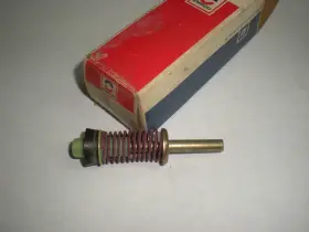 7037504 Delco Nos Gm Accelerator Pump Assembly