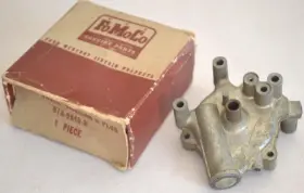 Ford B7a-9849-b Nos 1957-1959 Fairlane Galaxie Carburetor Choke Housing 1958-1959 Edsel