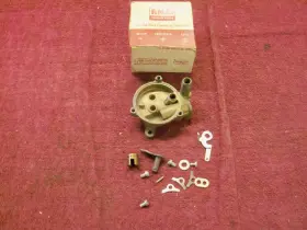 B7a-9850-b Ford 1957 312 Carter Carburetor Choke Housing Nos