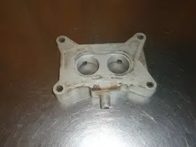 Ford D2of-9a589-aa 2-barrel Carburetor Spacer Plate 302 V-8 1972-1974 Mercury