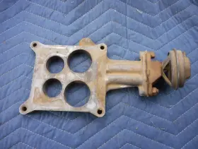 Ford D5ve-9a589-ac 1975 76 Lincoln Thunderbird 460 Carburetor Spacer Plate Adapter Egr Smog