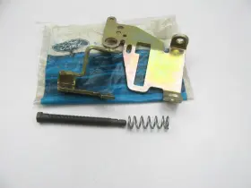 Ford D7az-9j586-b New Throttle Control Solenoid Bracket 351m And 400 With 2-bbl
