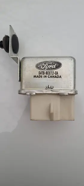 E4tb-9c972-da Ford Genuine Oem Relay E4tz-9c972-d