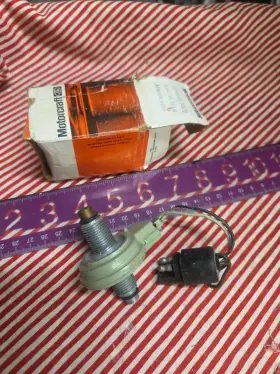 Ford. Motorcraft D2az-9e731-b. Dy108 D2az-9e731-b Speed Sensor 1972-73 Galaxie Ltd Monterey 351 400 429