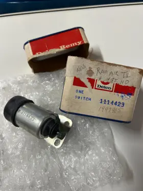 Gm 1114423 1969 70 71 72 Pontiac Ram Air Iv 455 Ho Delco Idle Stop Solenoid Nos