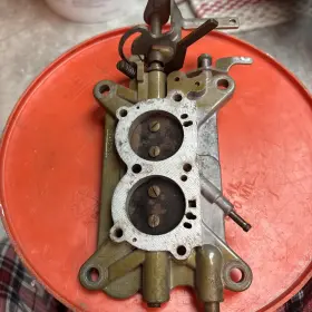 Holley 12r-4253b 340/440 Nos Center Carb Base Plate