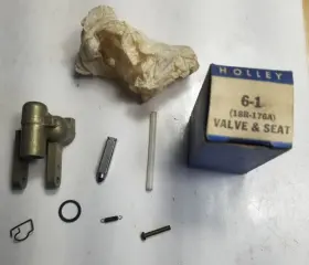 Holley 18r-176a Vintage 6-1 / Valve And Seat