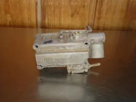 Bow3367 Holley 4-barrel Carburetor Primary Side Hung Fuel Float Bowl With Vent Arm 3367 Bow3367 Holley 4-barrel Carburetor Primary Side Hung Fuel Float Bowl With Vent Arm 3367