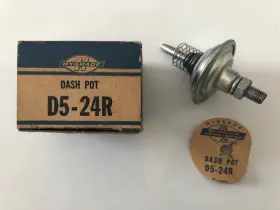Hygrade D5-37r Dash Pot For 1962 Buick With A 2bbl Rochester 2gc Carburetor