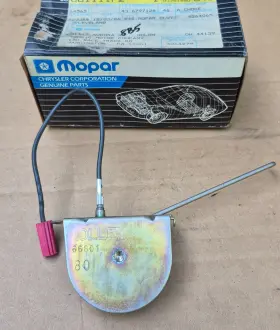 Mopar 3751480 74-77 Dodge Plymouth Car Truck Van 360 Nos Holley 2bbl Choke Thermostat