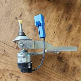 Motorcraft Cd48 Nos Cd-39 Carburetor Dash Pot And Solenoid 79 Ford Fiesta