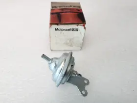 Motorcraft Ck-1928 Nos New Genuine Oem Ford Carburetor Choke Pull-off