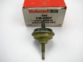 D9pz-9503-b Motorcraft Cm-3207 Nos Oem Carburetor Dashpot Ford #