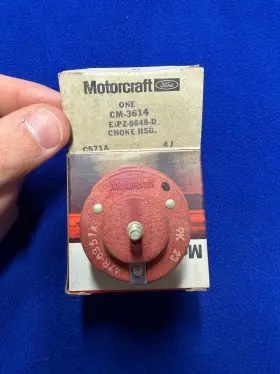 Motorcraft Cm-3614 Ford Genuine Nos Choke Housing E1pz-9848-d