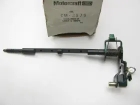 E2tz-9581-e Motorcraft Cm-3879 / Carburetor Lever And Shaft Assembly - 2-bbl V/v