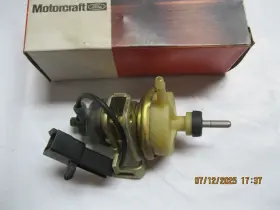 E2az-9d856-b Motorcraft Cs65 Cs-65 Idle Stop Solenoid