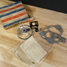 Nissan 16009-02100 1973-1979 Datsun 1600 Gasket Repair Kit Nos Oem Bluebird