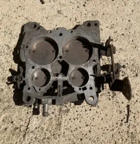 Rochester 7037600 Vintage Used Hp Throttle Base Plate Quadrajet 427 Chev Ss396