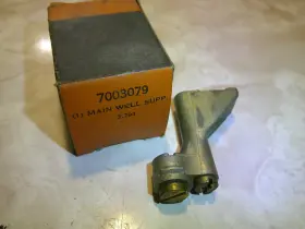 Rochester / Gm 7003079 Nos Carburetor Main Well Support 1950-1951 Chevrolet With P.g
