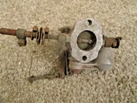 Su Auc6010 Austin Healey Bugeye Morris Minor Left Carburetor Body And Float Bowl Auc8402