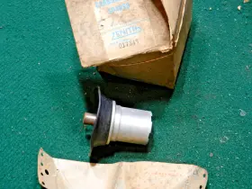 Zenith Original Oe 017349 Oem Kick Piston And Diaphragm For Triumph Gt6 Mk1 Stromberg Carb Nos